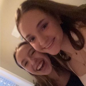 Meet your Posher, Eve